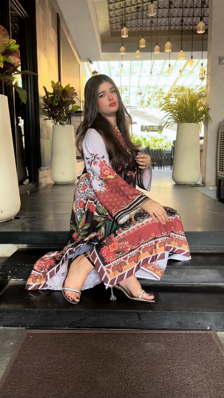 Mariyam Rose | Airline Kaftan