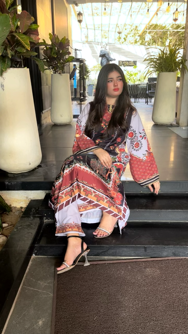 Mariyam Rose | Airline Kaftan